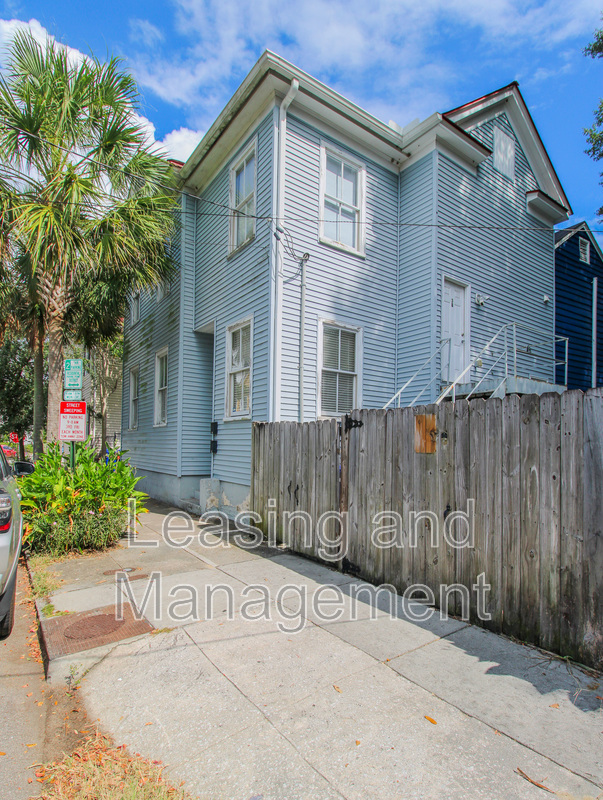 Charleston Condo: 3 Woolfe Street