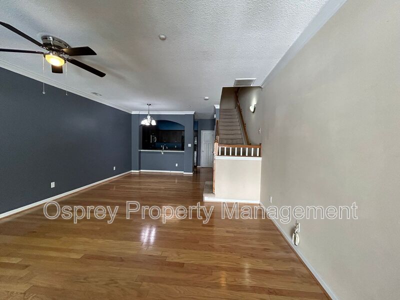 Welcome to this charming Condo! “ASK ABOUT OUR ZERO DEPOSIT” - Photo 6